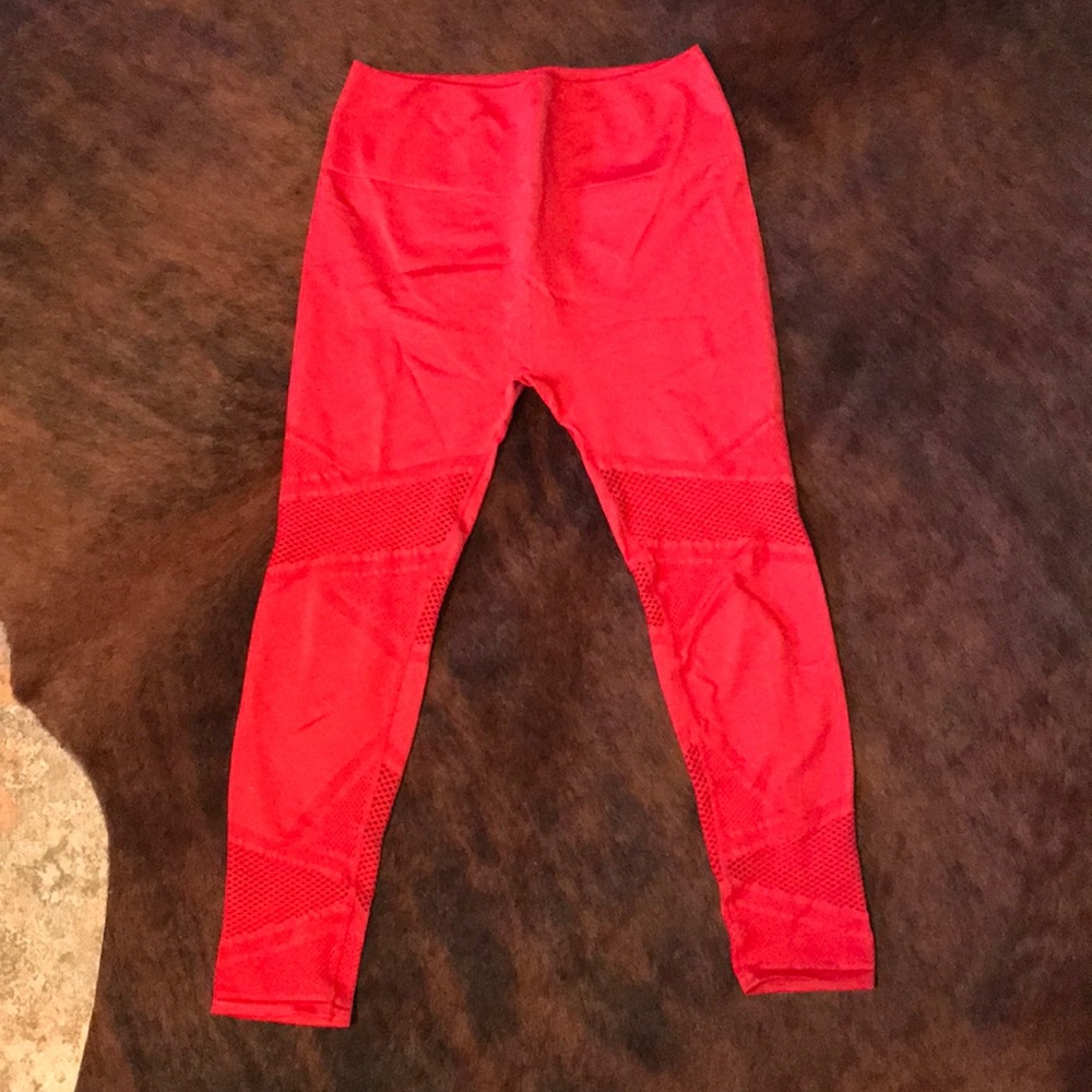 Fabletics red 7/8 leggings Mosaic